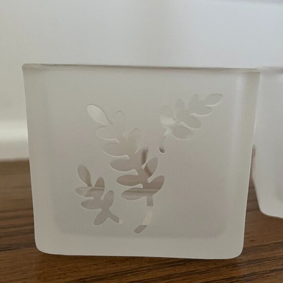 Etched Fern Votive Holders + Tealights - Picture 4 of 5